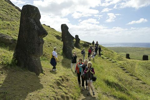 Osterinseln, Moai, Touristen