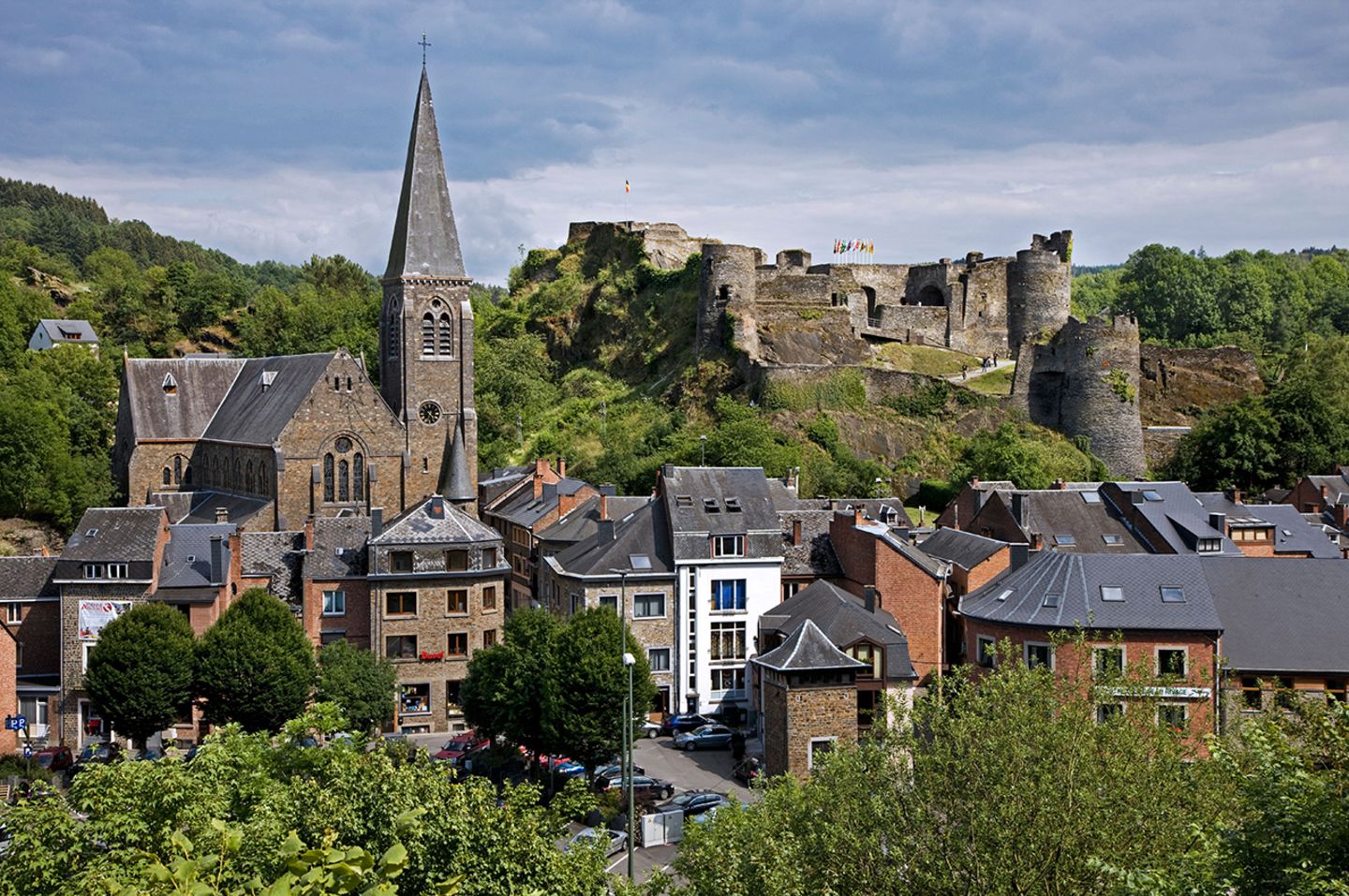 La Roche En Ardenne Wandern Im Herz Der Belgischen Ardennen Geo