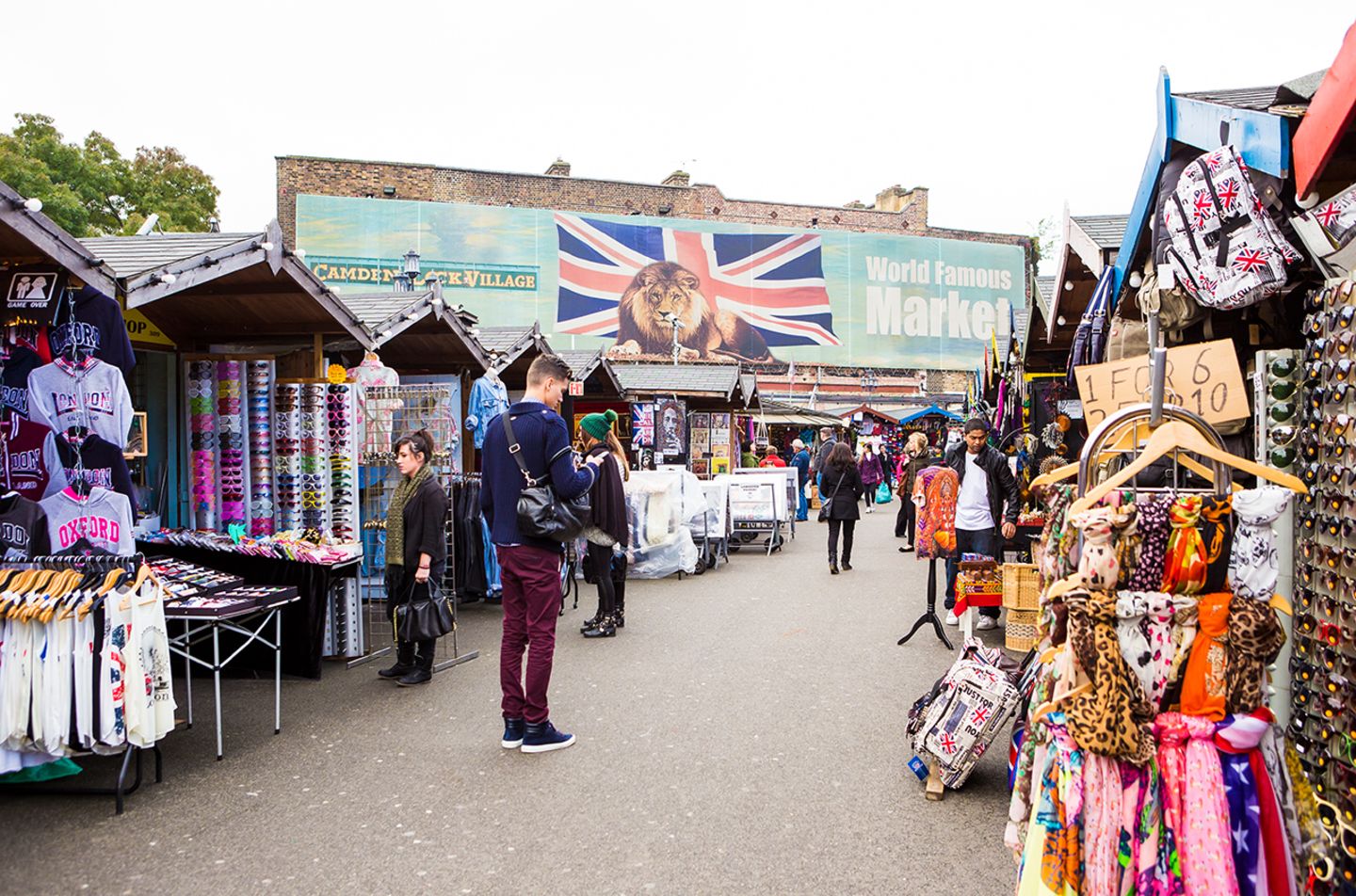 Blick auf die Stände von Camden Market
