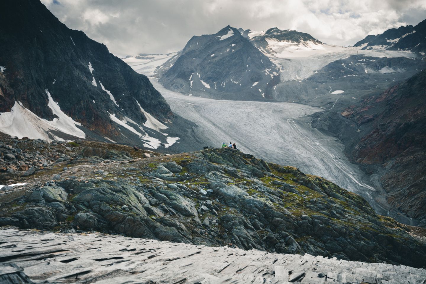 Christoph Jorda/Bruckmann Verlag Aussicht auf ein Bergpanorama mit Wildspitze