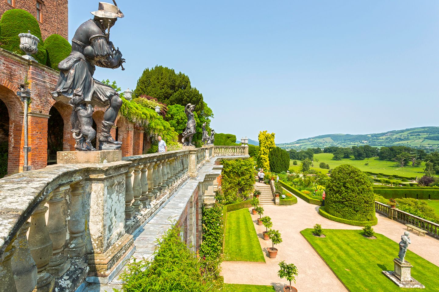 Powis Castle, Wales