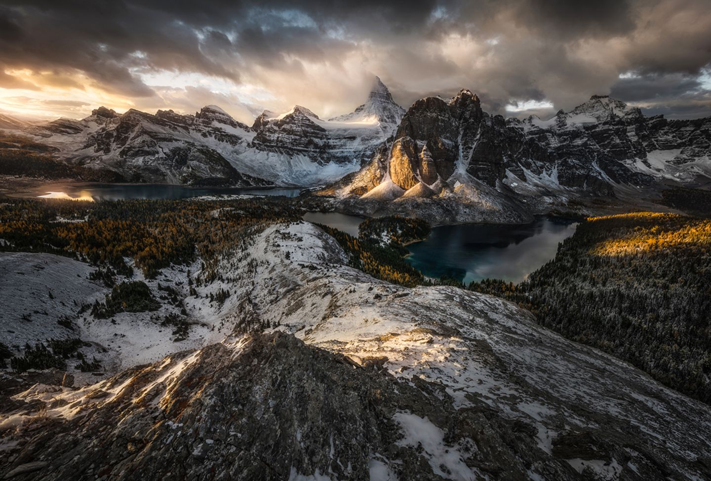 Mount Assini-boine