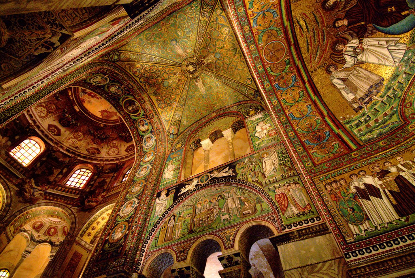 Ravenna: Römische Kaiserstadt direkt am Meer Ravenna, San Vitale