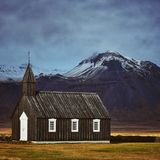 Schwarze Kirche von Budir
