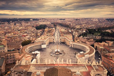 Blick vom Petersdom auf Rom
