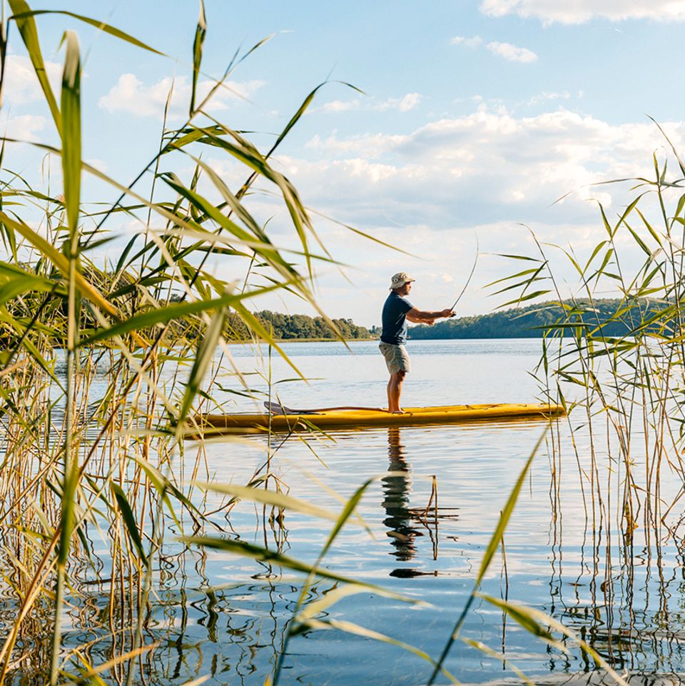 Stand-Up-Paddling: Ob iSUP oder Hardboard kommt ganz darauf an, was man per Paddel erreichen möchte