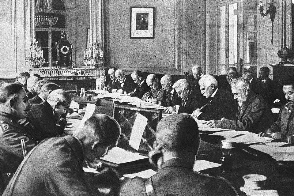 Sechs Monate lang verhandeln die Alliierten 1919 in Paris