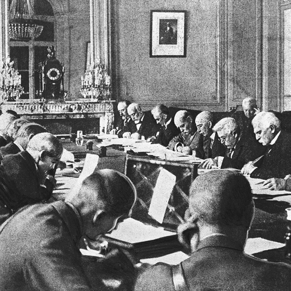Sechs Monate lang verhandeln die Alliierten 1919 in Paris