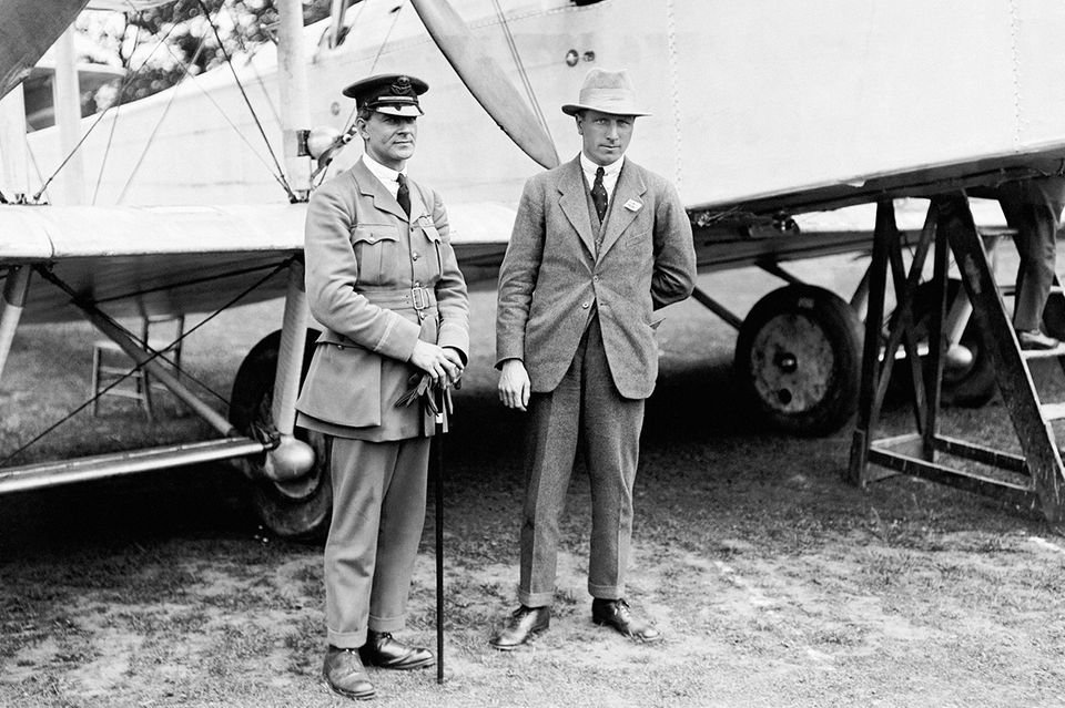 John Alcock und Arthur Whitton Brown