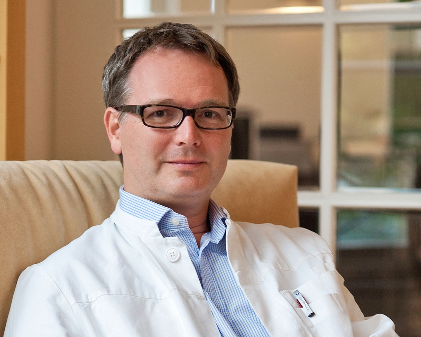 Dr. Gunter Frank