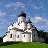 Russland: Kirchen der Architekturschule von Pskow