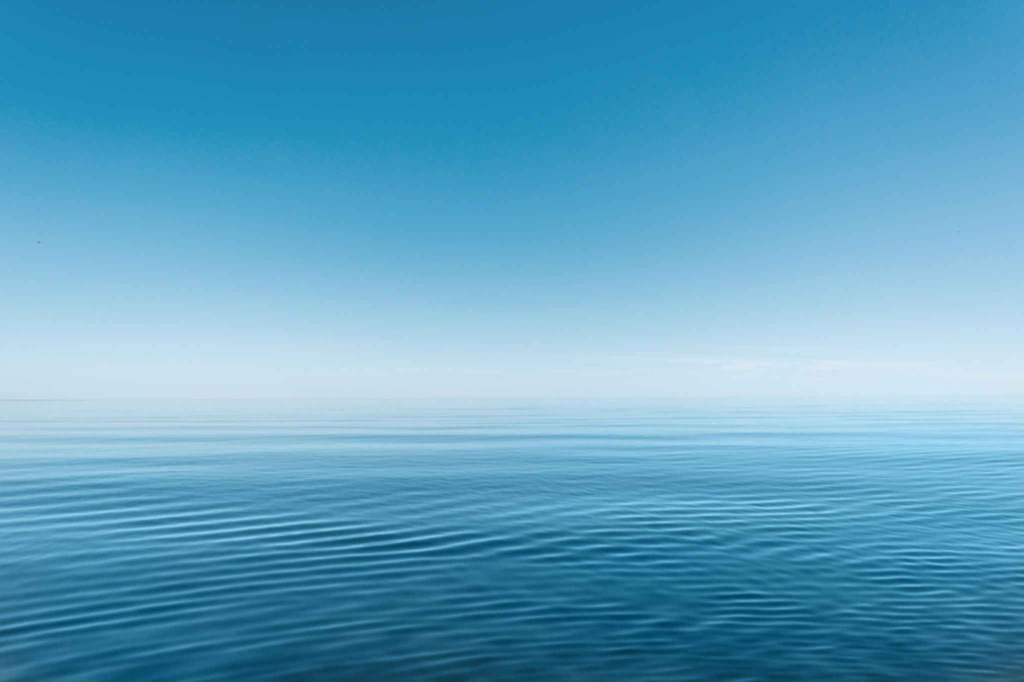 Warum das Meer wirklich blau erscheint - [GEO]