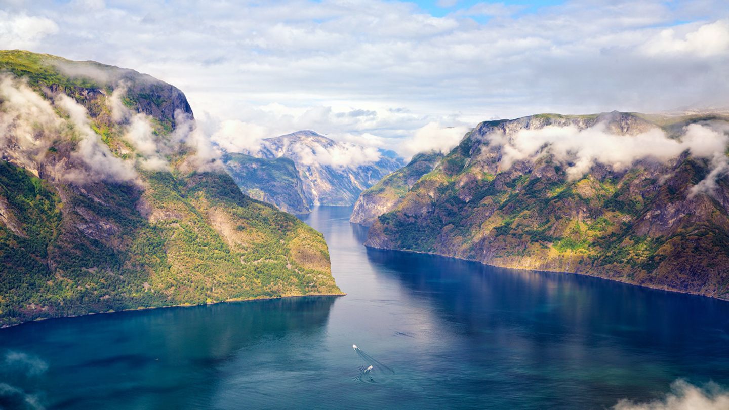 Was ist der längste Fjord der Welt?