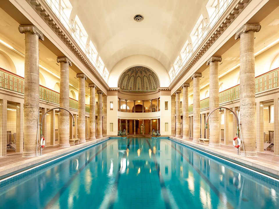 Stadtbad Neukölln Ganghoferstraße 3 12043 Berlin Stadtbad Neukölln - [GEO]