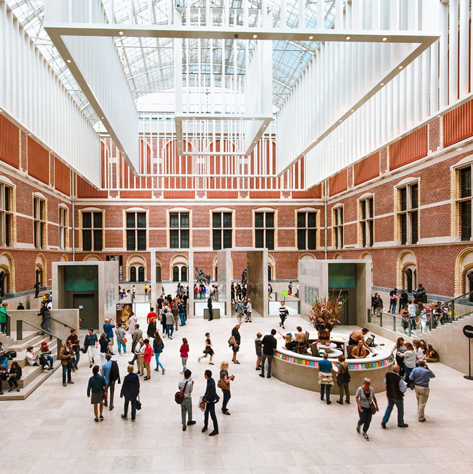 Coronakrise: Museen wie das Rijksmuseum in Amsterdam haben aufgrund des Coronavirus momentan geschlossen, lassen sich aber virtuell erkunden