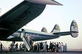 Die ersten Propellermaschine des später legendären Typs Lockheed Super Constellation