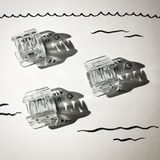 Spangen-Piranhas mit Biss