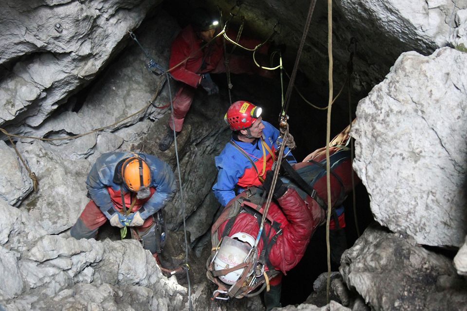 Rettung aus der Riesending-Höhle