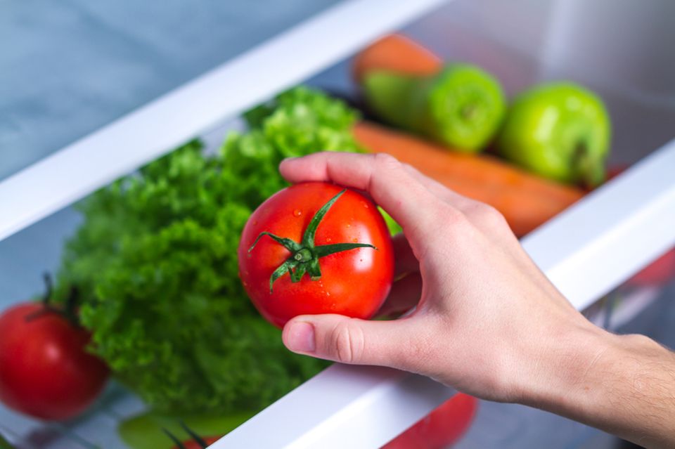 Tomate im Kühlschrank