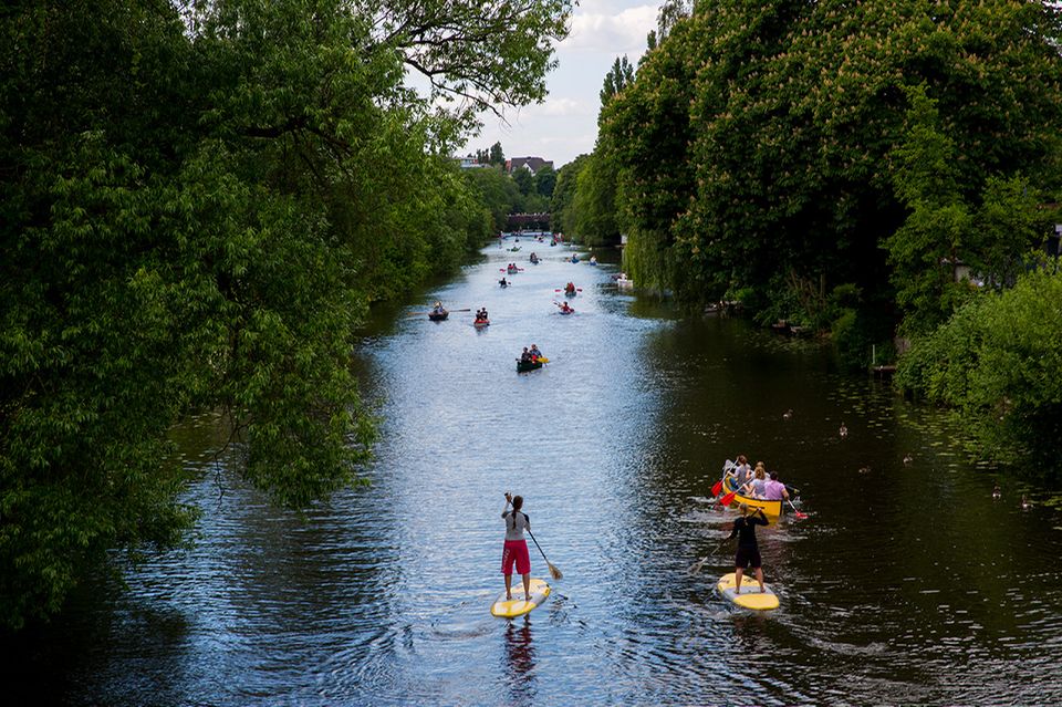 Raus und Machen: Fast wie Urlaub kann der Heimweg auf dem Fluss sein Raus und Machen: Fast wie Urlaub kann der Heimweg auf dem Fluss sein
