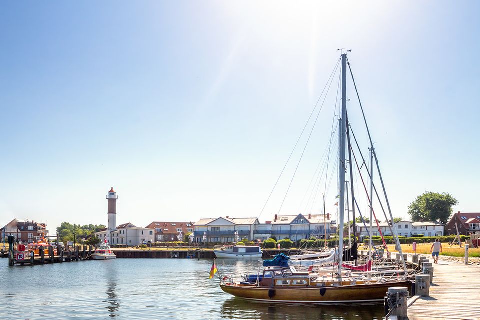 Ostsee: Die Hafeneinfahrt von Timmendorf auf der Insel Poel