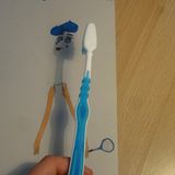 Zahnbürstendame von Ambra, 12 Jahre, aus Grenchen in der Schweiz