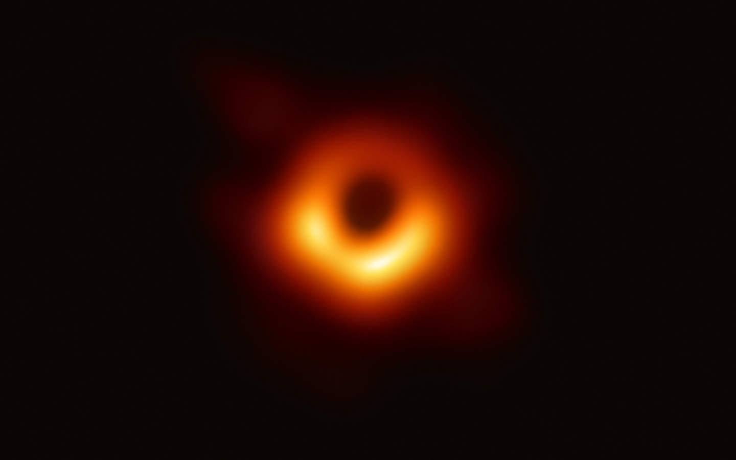 Wissenschaftlern gelingt mit dem „Event Horizon Telescope“ das erste Bild eines Schwarzen  Lochs im Zentrum der Galaxie M87