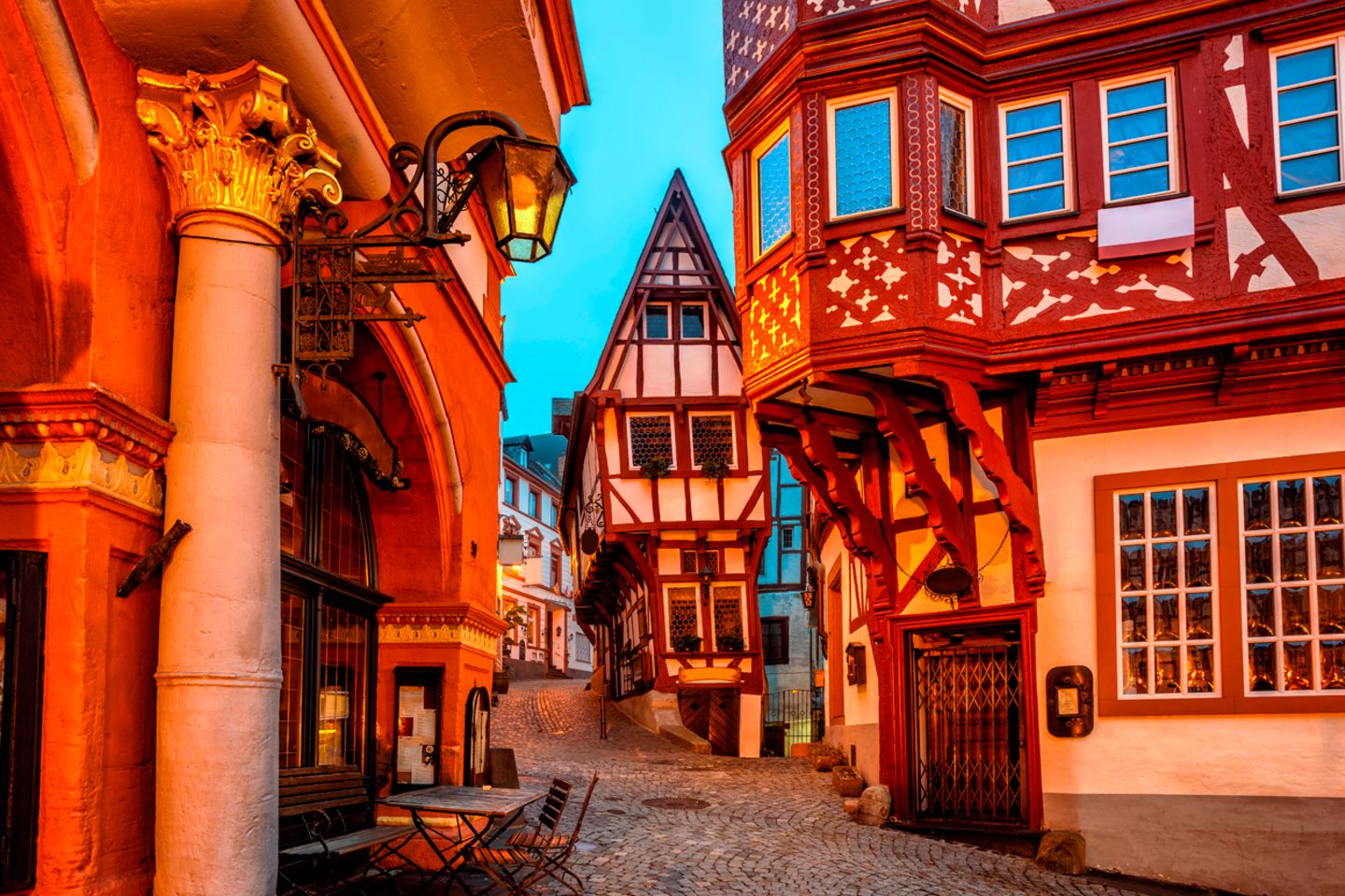 Pittoreske Winzerorte am Fluss Bernkastel-Kues