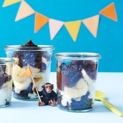 Drei Bananensplits im Glas