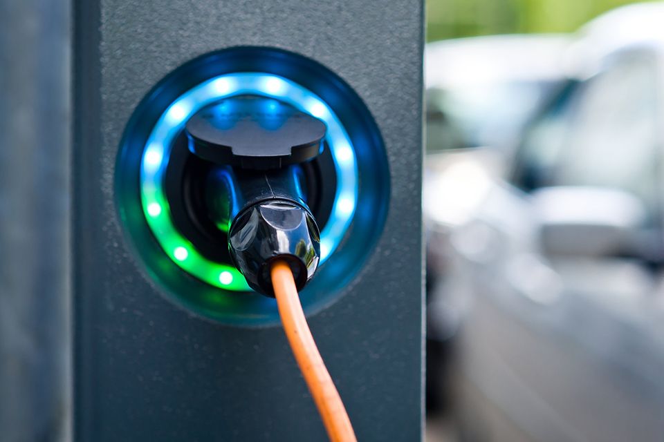 Mythos: E-Autos überlasteten das Stromnetz