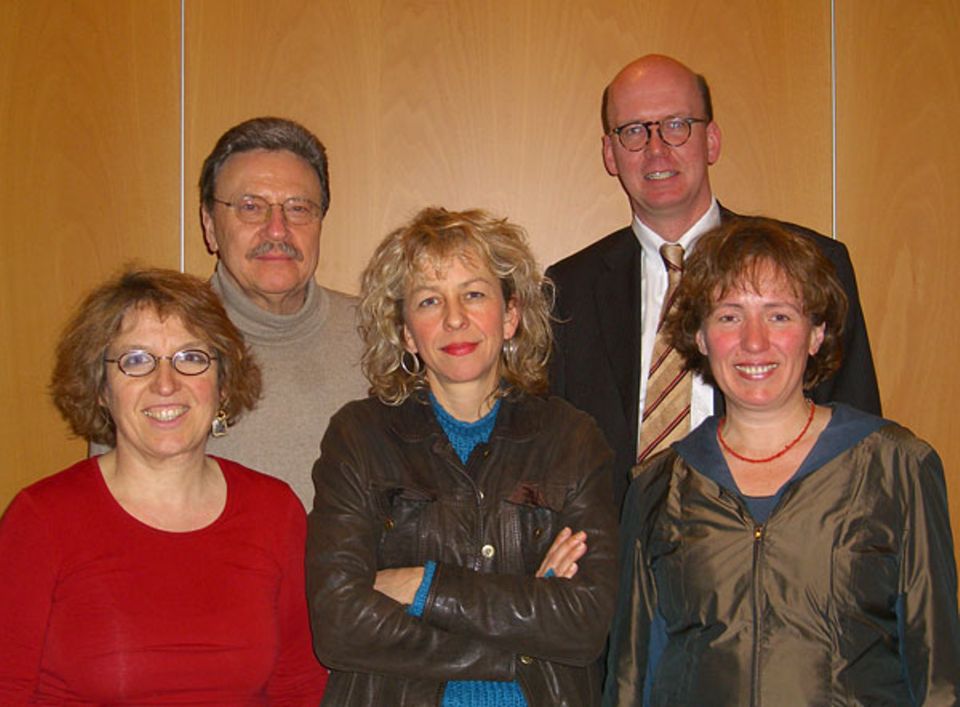 Die Jury: Silvia Bartholl, Klaus Kordon, Beate Dölling, Jens Rehländer, Simone Klages (von links nach rechts)