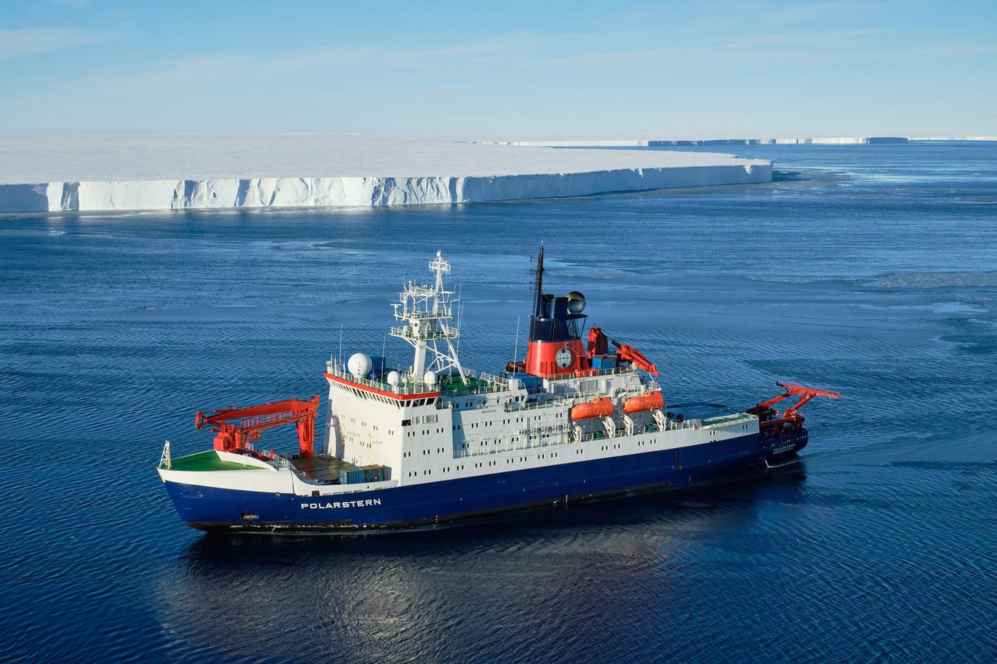 Polarstern im Antarktischen Meer