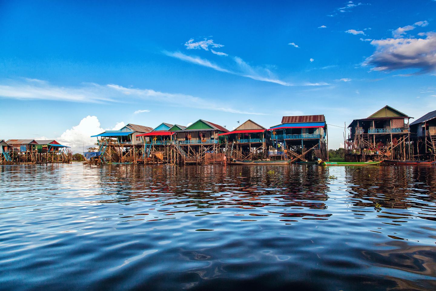Schwimmendes Dorf von Tonle Sap, Kambodscha Schwimmendes Dorf von Tonle Sap, Kambodscha