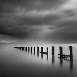 Auf der Halbinsel Furness (Großbritannien) gelang Tony Johnston diese stimmungsvolle Aufnahme von Buhnenresten