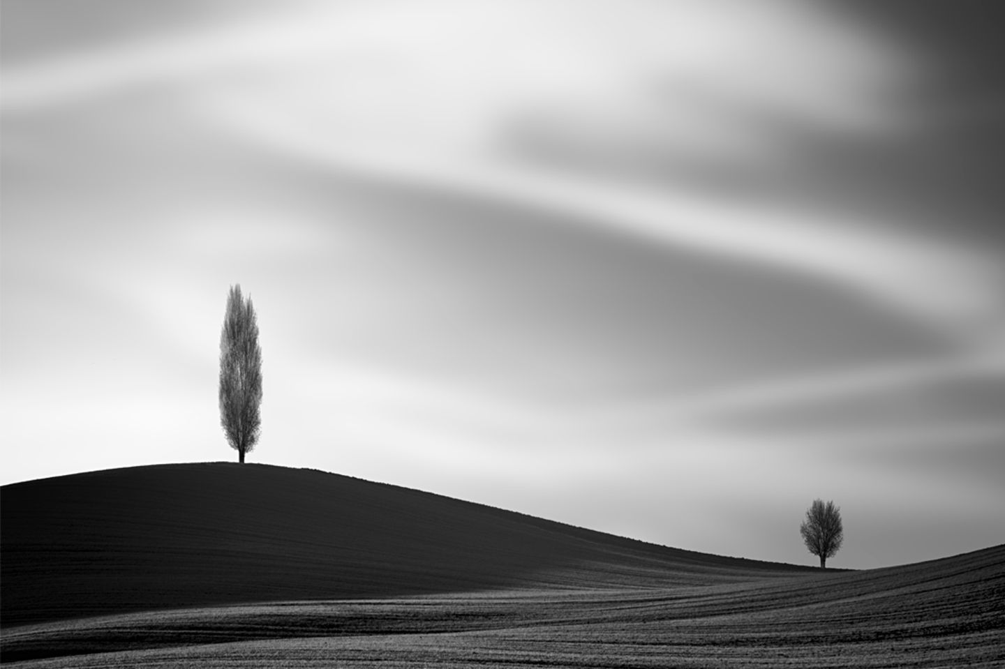 Schwarzweiß-Aufnahmen eigenen sich perfekt, um Landschaft als Spiel mit Formen und Schattierungen zu inszenieren