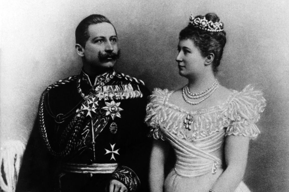 Hochzeitsbild von Kaiser Wilhelm II. und Kaiserin Auguste Victoria (Aufnahmedatum unbekannt)