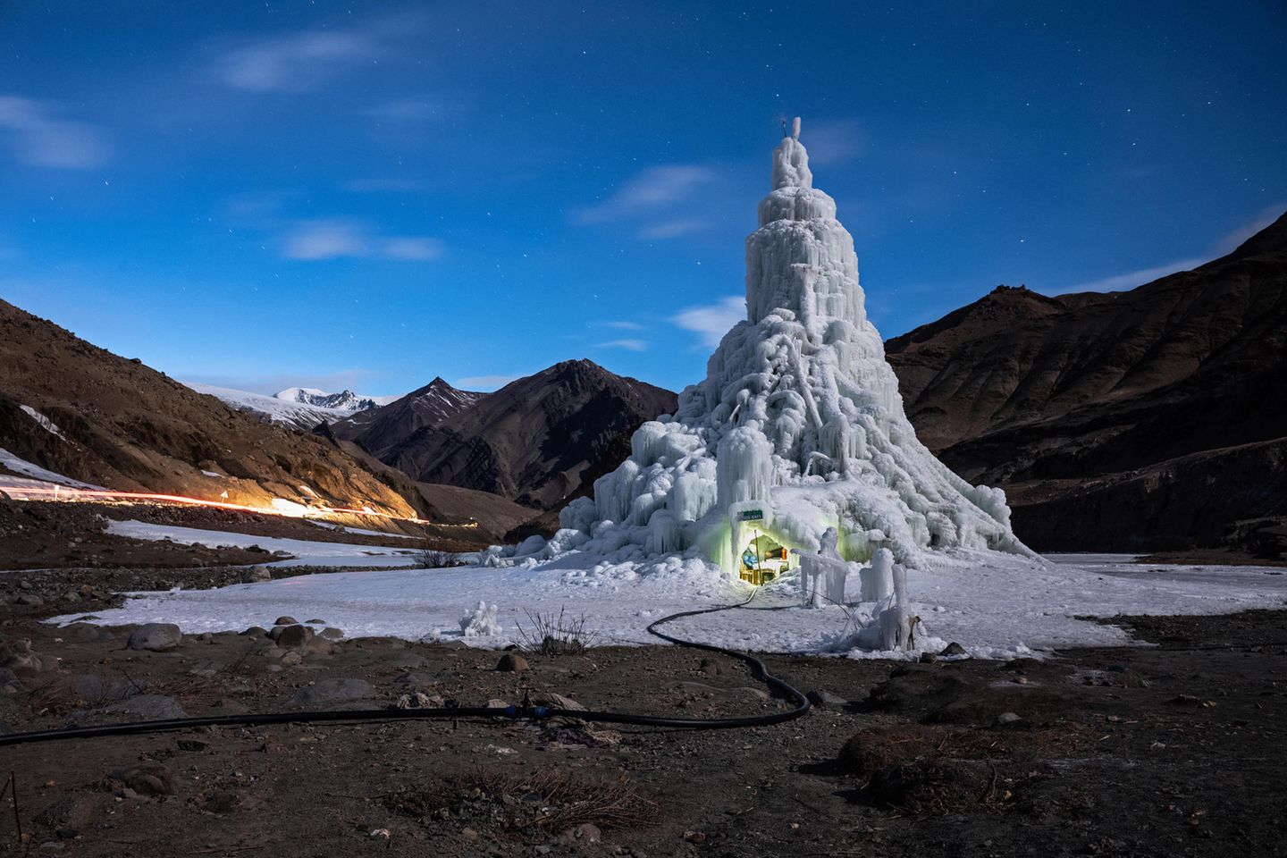 Im Kampf gegen den Klimawandel Selbst gebauter Gletscher