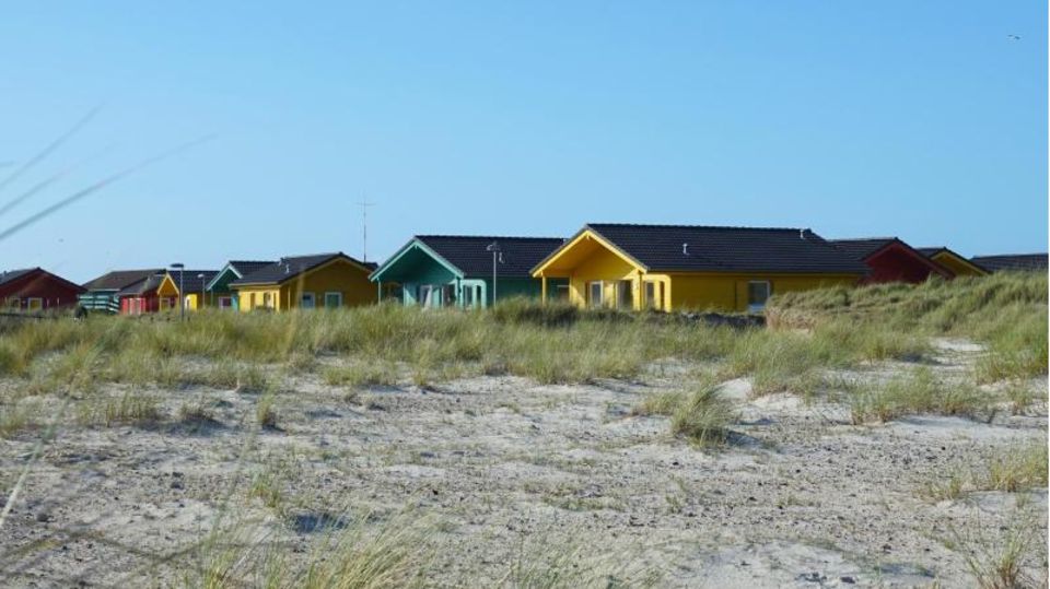Ferienbungalows auf der Helgoländer Düne Ferienbungalows auf der Helgoländer Düne