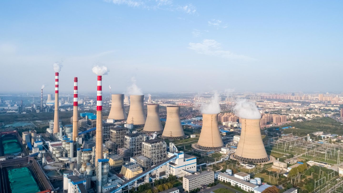Heizkraftwerk in Dezhou, Provinz Shandong: Mehr als die Hälfte der Steigerung bei den Kohle-Emissionen fällt 2021 in China an