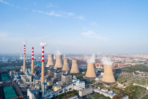 Heizkraftwerk in Dezhou, Provinz Shandong: Mehr als die Hälfte der Steigerung bei den Kohle-Emissionen fällt 2021 in China an