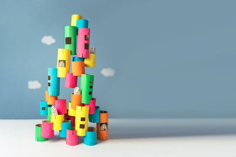 Basteln mit Klorollen: Baut euch eine eigene Stadt!