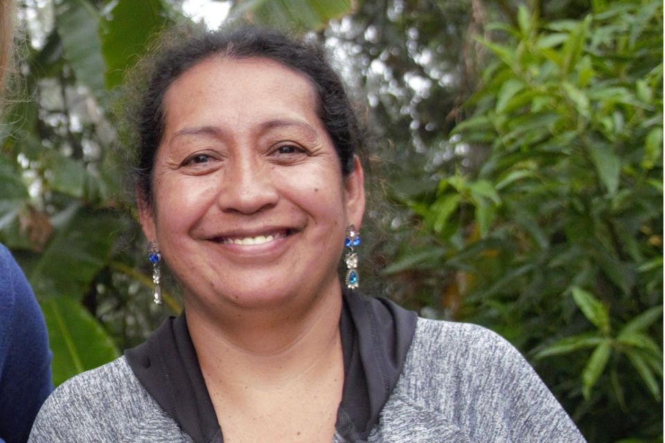 Silvia Quilumbango Flores stellt Gemeindewälder unter Schutz