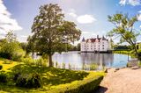 Schloss Glücksburg im Sommer