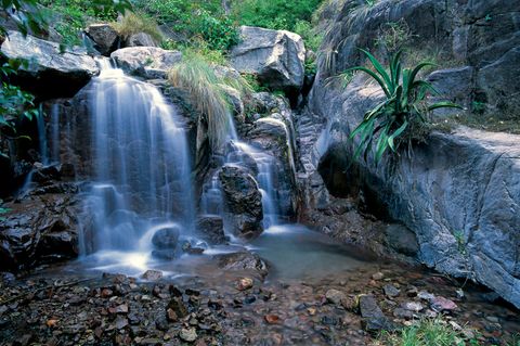 Wasserfall tierf im Copper Canyon