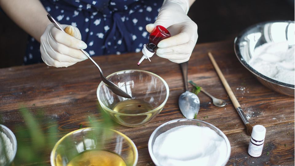 Seife selber machen mit Duftstoffen und Natriumhydroxid Seife selber machen mit Duftstoffen und Natriumhydroxid
