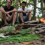 Männer bei einer Walkabout