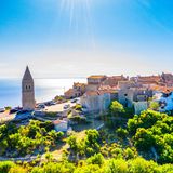 Kleine Stadt Lubenice auf der Insel Cres