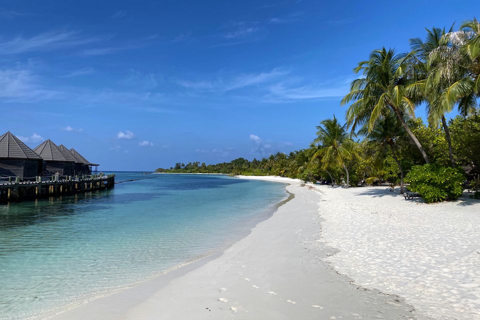 Die Malediven wollen 16 unbewohnte Inseln verpachten. Wer eine von ihnen ersteigert, muss darauf ein Hotel bauen
