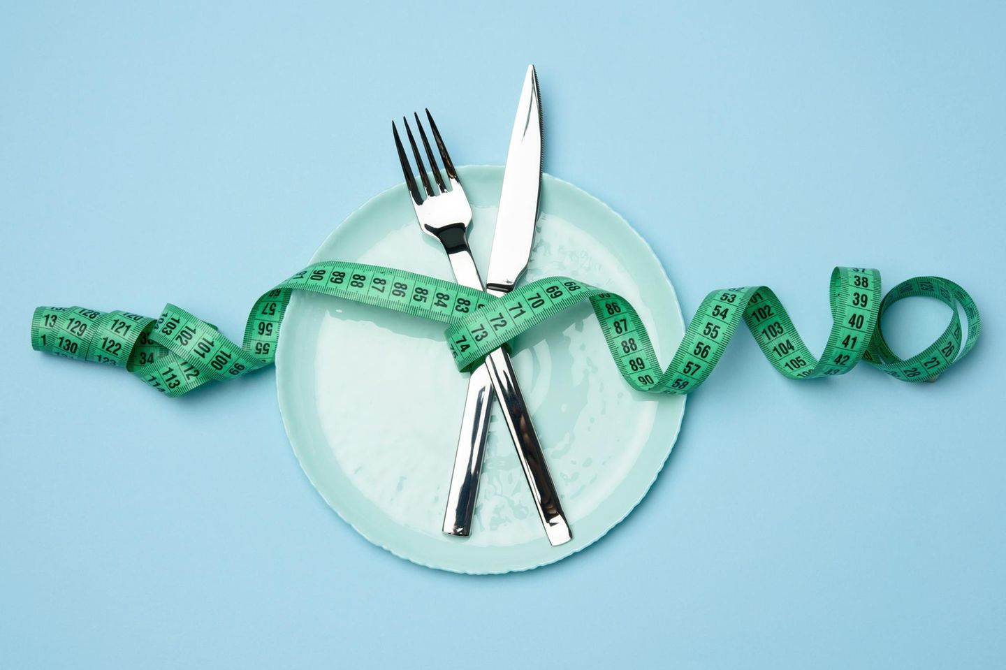 Mit den richtigen Ernährungsregeln können wir effektiv Gewicht reduzieren, ohne zu hungern 