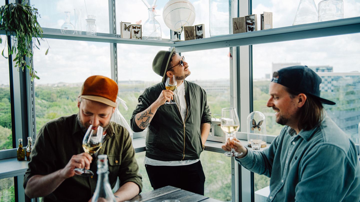 Die drei gastronomischen Tausendsassas und Podcasts-Hosts: Matten Kersten, Olaf Deharde und Fabio Haebel